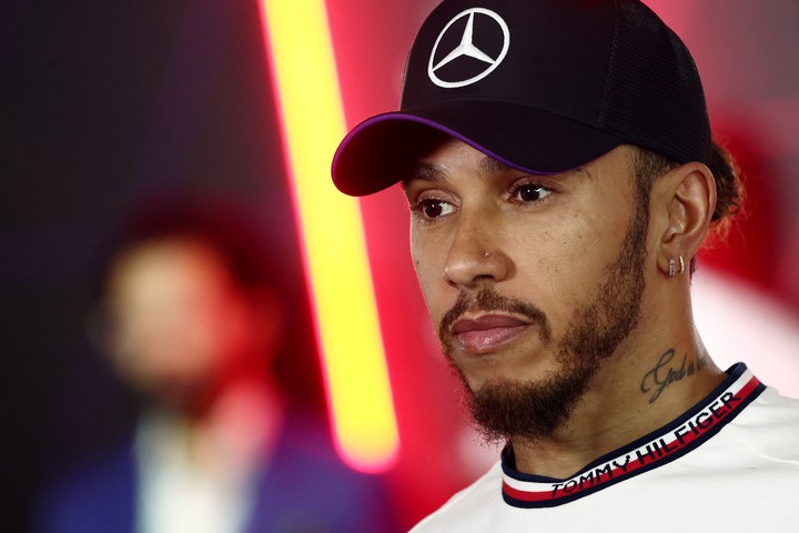 a-pesar-de-sus-deseos-lewis-hamilton-no-seguira-caliente-durante-el-2025-en-la-formula-1-2 A pesar de sus deseos, Lewis Hamilton no seguirá caliente durante el 2025 en la Fórmula 1