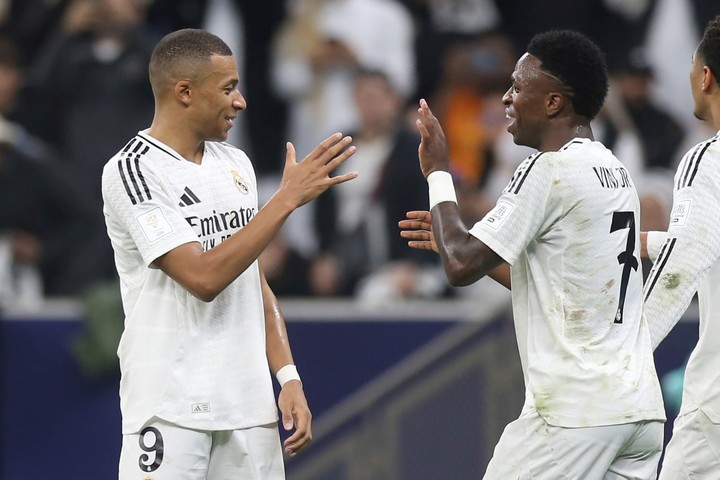 en-medio-del-interes-saudi-el-real-madrid-esta-cerca-de-ofrecerle-la-renovacion-a-vinicius-1 En medio del interés saudí, el Real Madrid está cerca de ofrecerle la renovación a Vinicius