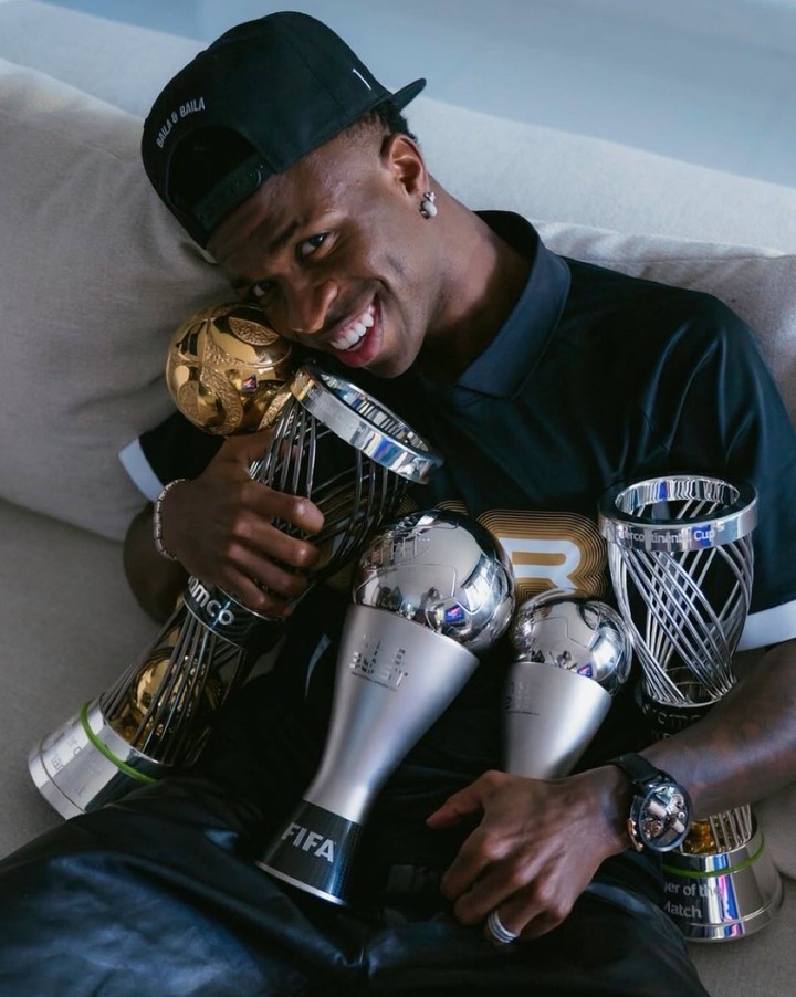 en-medio-del-interes-saudi-el-real-madrid-esta-cerca-de-ofrecerle-la-renovacion-a-vinicius-2 En medio del interés saudí, el Real Madrid está cerca de ofrecerle la renovación a Vinicius