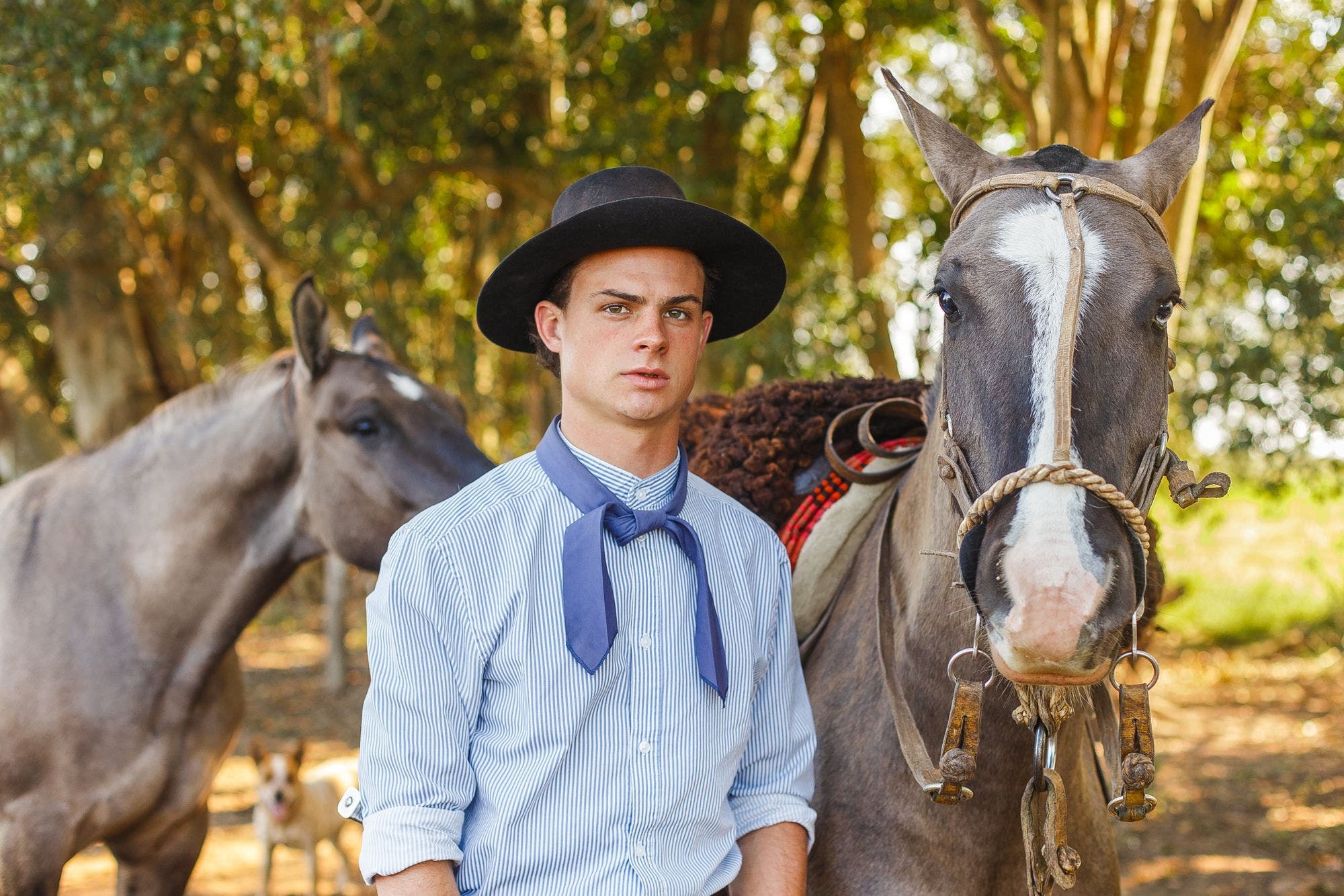 gauchos-centennials-lejos-de-tiktok-los-jovenes-que-retoman-los-oficios-tradicionales-del-campo-10 Gauchos Centennials. Lejos de TikTok, los jóvenes que retoman los oficios tradicionales del campo