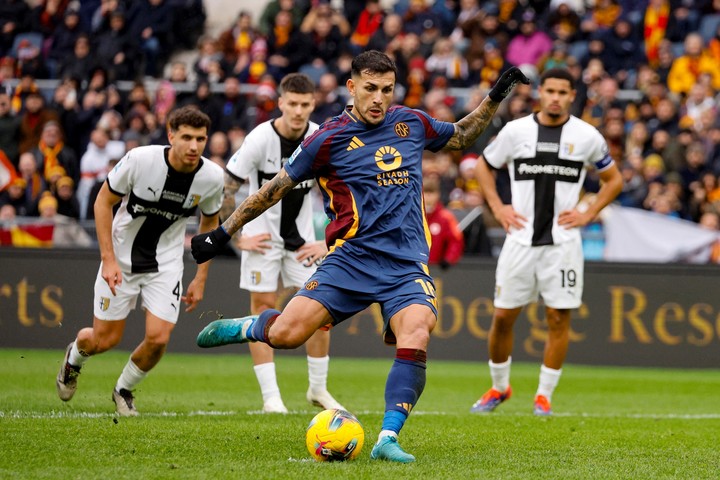 el-dt-de-la-roma-sobre-la-posible-salida-de-paredes-a-boca-si-quiere-irse-no-lo-detendre-1 El DT de la Roma sobre la posible salida de Paredes a Boca: "Si quiere irse, no lo detendré"