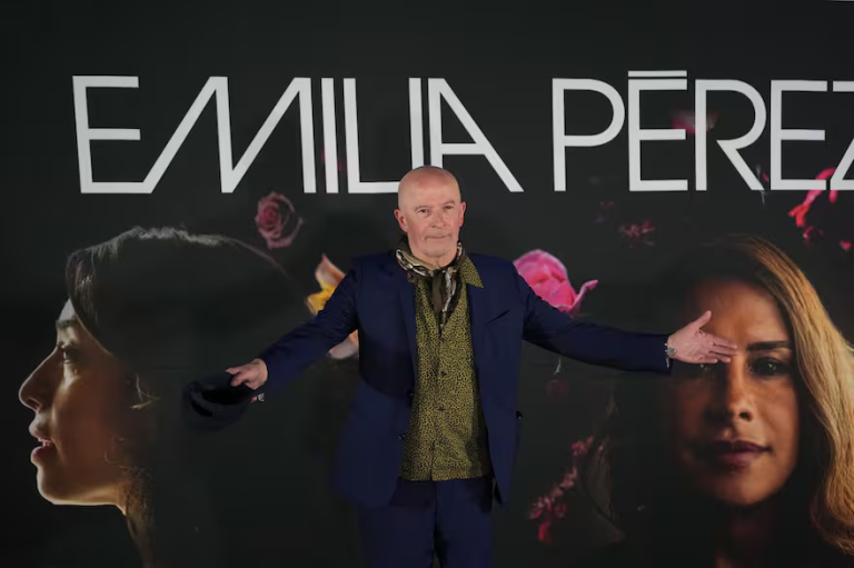 El español, “idioma de pobres y de migrantes”: miembros de la Academia de Letras le responden al cineasta francés Jacques Audiard