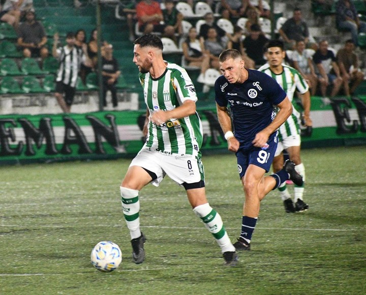 acassuso-rescato-un-empate-agonico-ante-excursionistas-1 Acassuso rescató un empate agónico ante Excursionistas