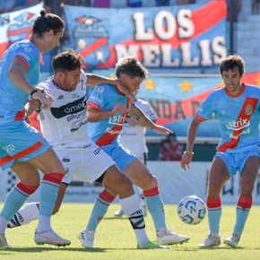 el-estudiantes-de-montenegro-le-gano-sobre-la-hora-a-chaco-for-ever-3 El Estudiantes de Montenegro le ganó sobre la hora a Chaco For Ever