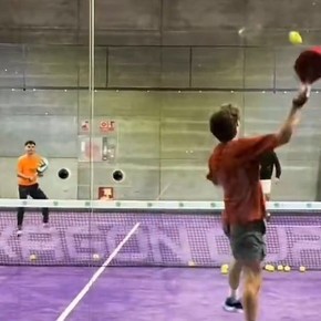 sin-rastros-de-doohan-franco-colapinto-estuvo-jugando-al-padel-con-pierre-gasly-4 Sin rastros de Doohan, Franco Colapinto estuvo jugando al pádel con Pierre Gasly