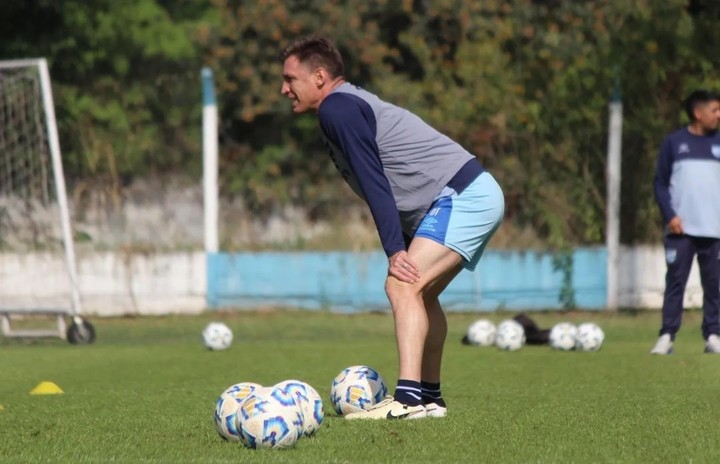 ya-son-tres-los-tecnicos-que-se-fueron-en-estas-cuatro-fechas-del-torneo-apertura-2 Ya son tres los técnicos que se fueron en estas cuatro fechas del Torneo Apertura