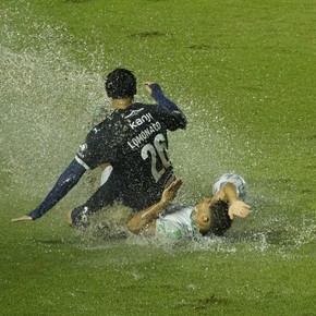 banfield-vs-independiente-cuando-podrian-jugarse-los-22-minutos-que-faltan-2 Banfield vs. Independiente: cuándo podrían jugarse los 22 minutos que faltan