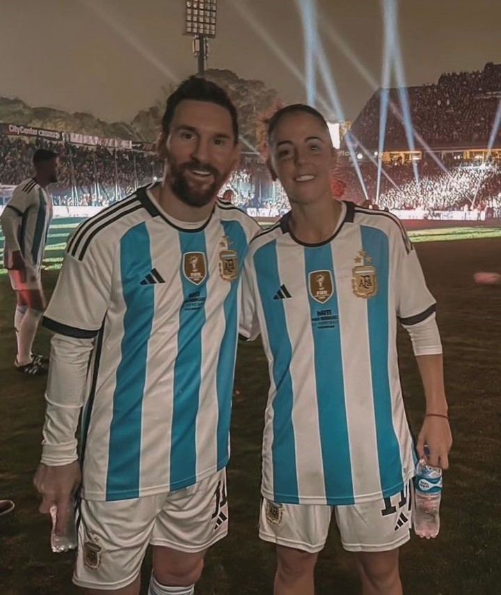 larroquette-con-ole-su-vuelta-al-futbol-argentino-el-compartir-cancha-con-messi-y-el-deseo-de-volver-a-la-seleccion-2 Larroquette con Olé: su vuelta al fútbol argentino, el compartir cancha con Messi y el deseo de volver a la Selección