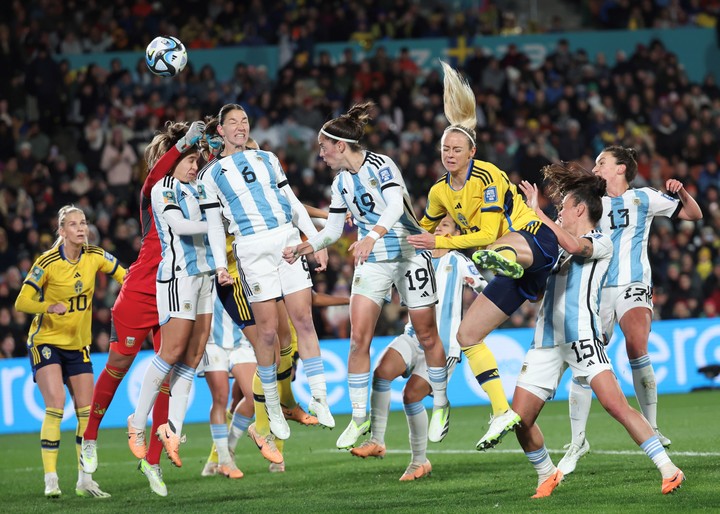 larroquette-con-ole-su-vuelta-al-futbol-argentino-el-compartir-cancha-con-messi-y-el-deseo-de-volver-a-la-seleccion-5 Larroquette con Olé: su vuelta al fútbol argentino, el compartir cancha con Messi y el deseo de volver a la Selección