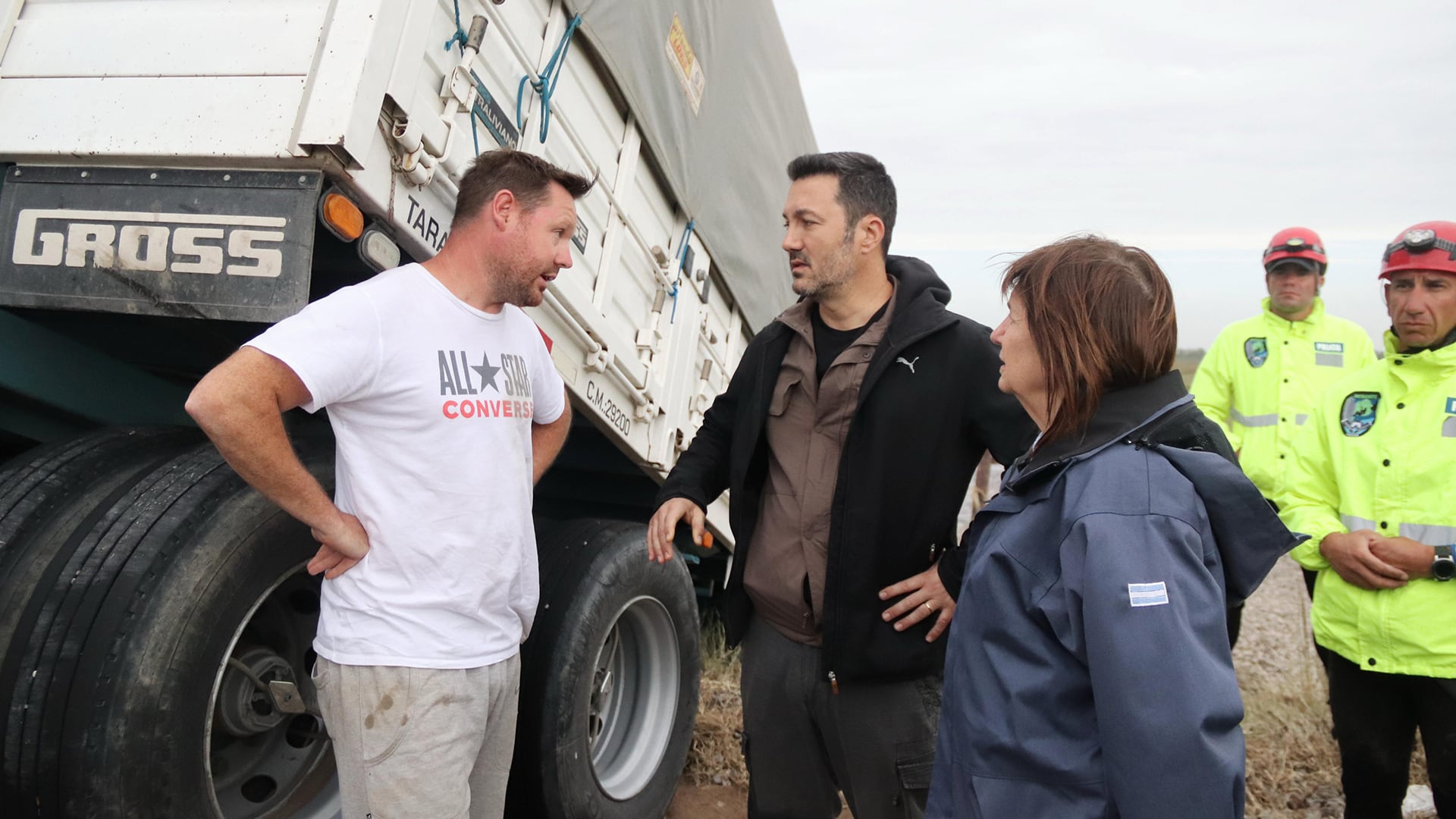 temporal-en-bahia-blanca-en-vivo-el-gobierno-insto-a-la-provincia-y-al-municipio-a-que-elaboren-un-plan-de-reconstruccion-1 Temporal en Bahía Blanca, en vivo: el Gobierno instó a la Provincia y al Municipio a que elaboren un plan de reconstrucción