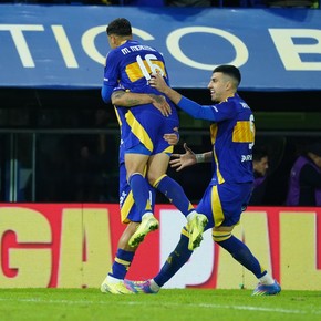 alan-velasco-de-los-silbidos-de-la-bombonera-a-otro-mal-partido-y-el-pedido-de-herron-tiene-que-2 Alan Velasco, de los silbidos de la Bombonera a otro mal partido y el pedido de Herrón: "Tiene que..."