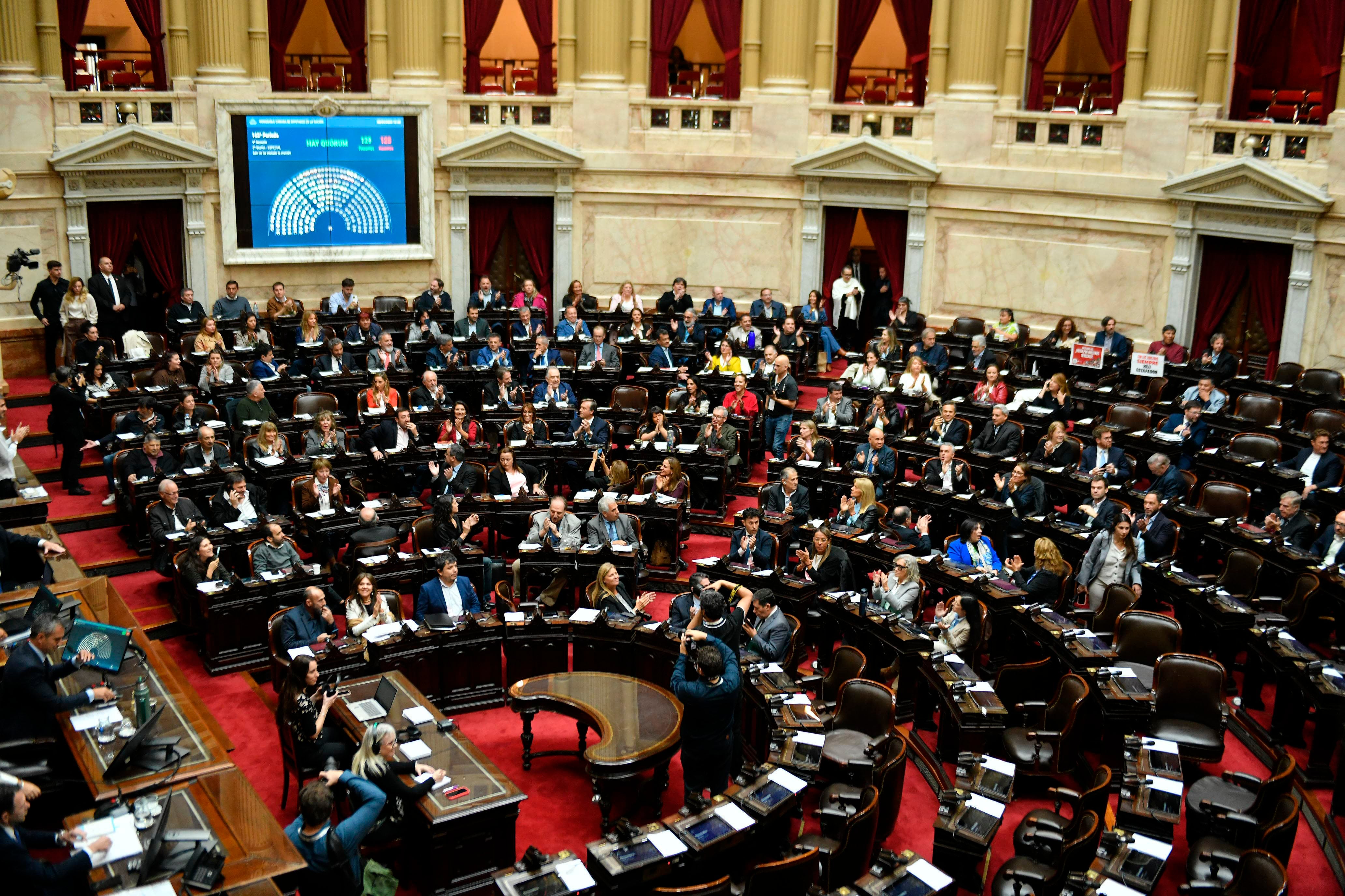 avanzan-las-conversaciones-entre-la-oposicion-para-lograr-una-nueva-mayoria-en-diputados-1 Avanzan las conversaciones entre la oposición para lograr una nueva mayoría en Diputados