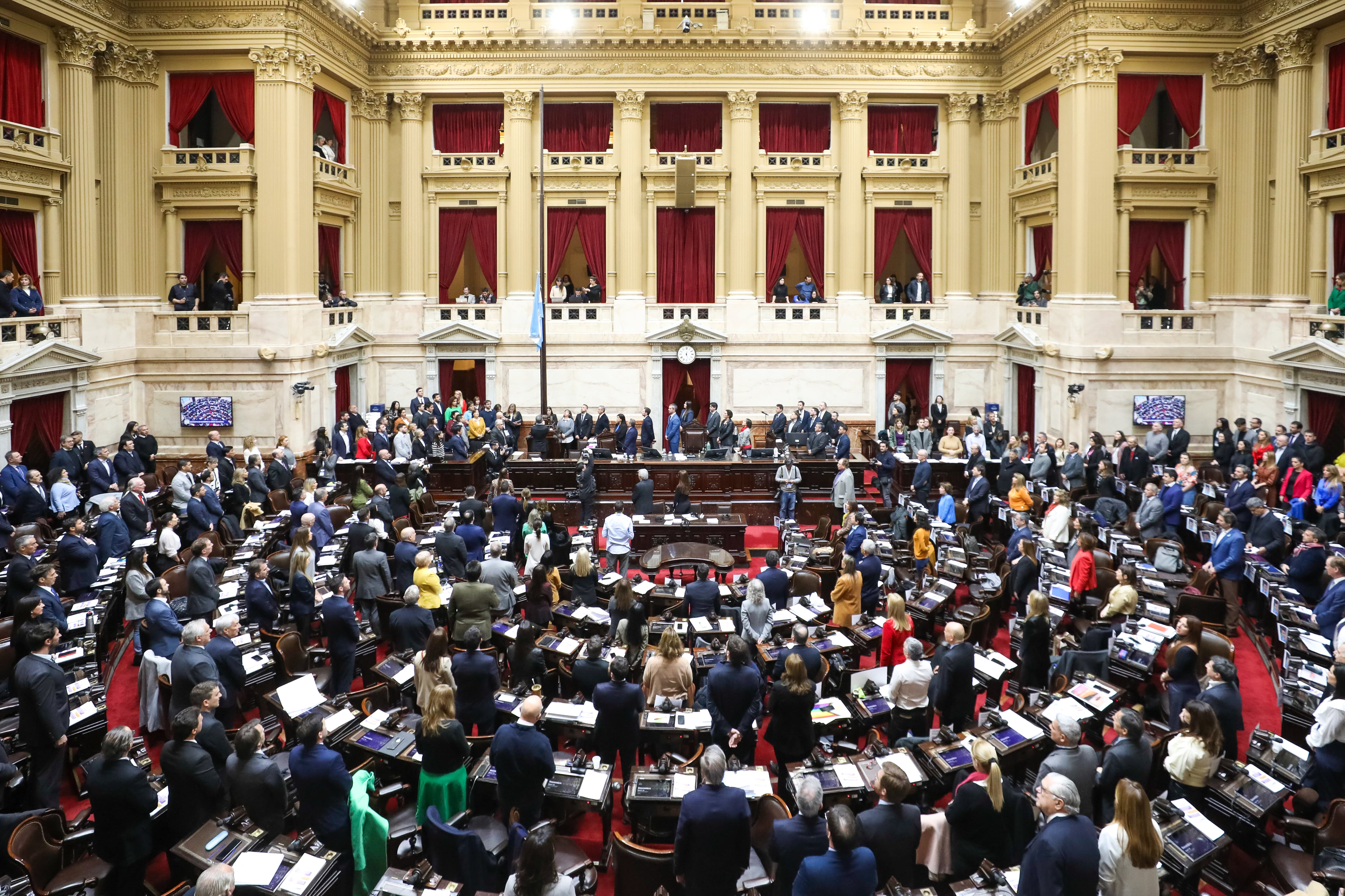 avanzan-las-conversaciones-entre-la-oposicion-para-lograr-una-nueva-mayoria-en-diputados-2 Avanzan las conversaciones entre la oposición para lograr una nueva mayoría en Diputados