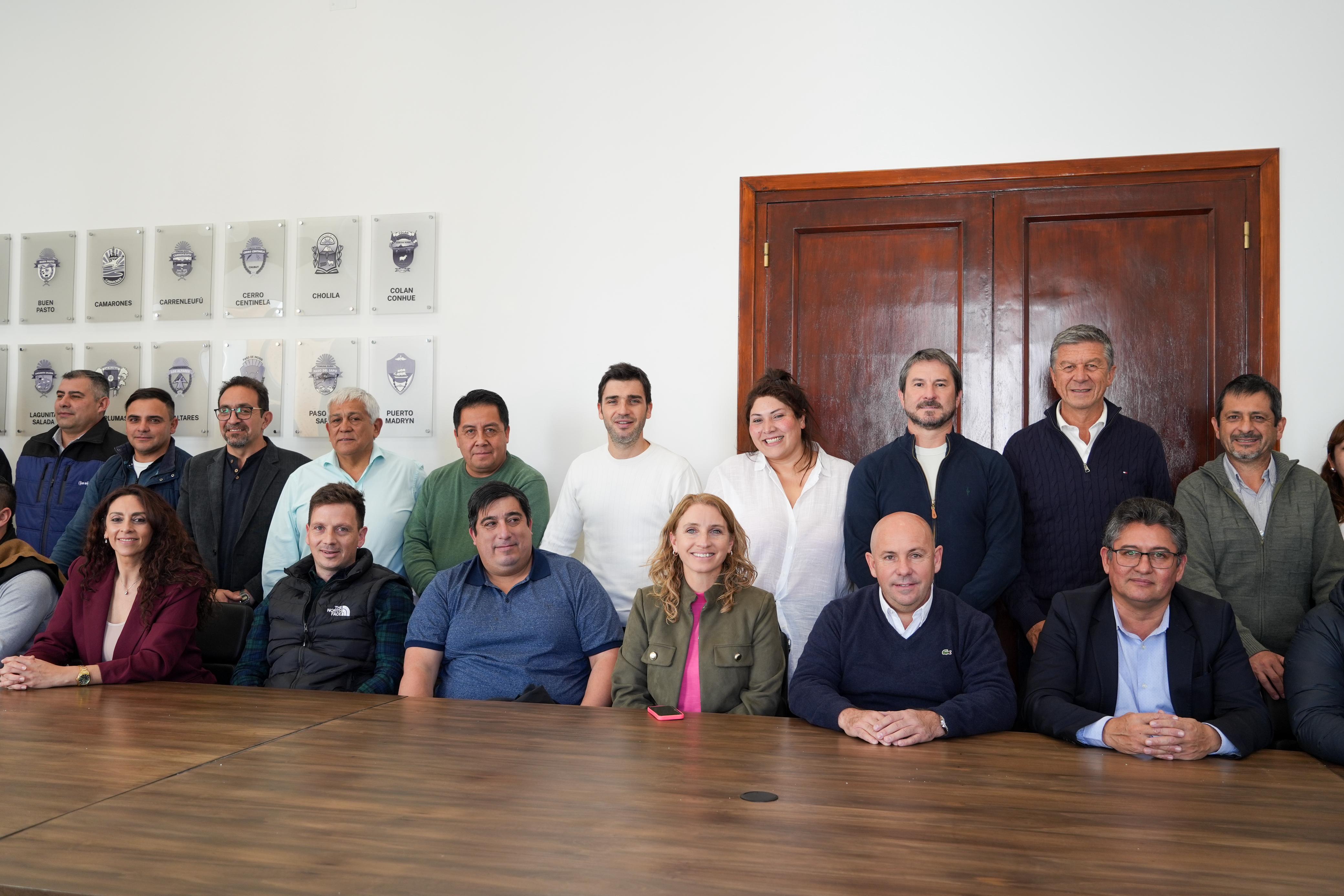 chubut-el-gobernador-torres-impulsa-un-pacto-fiscal-con-los-intendentes-para-bajar-ingresos-brutos-en-la-provincia Chubut: el gobernador Torres impulsa un pacto fiscal con los intendentes para bajar Ingresos Brutos en la provincia