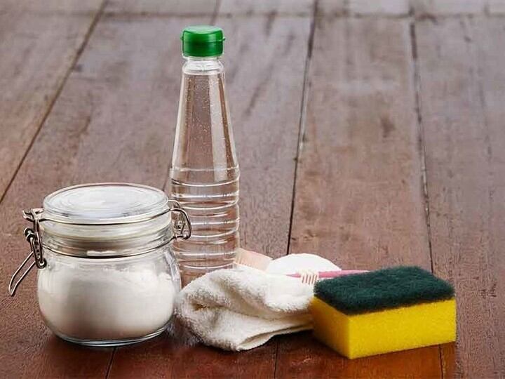 como-limpiar-bien-una-mampara-de-ducha-trucos-de-expertos-para-eliminar-la-cal-y-los-restos-de-jabon-que-funcionan-2 Cómo limpiar bien una mampara de ducha: trucos de expertos para eliminar la cal y los restos de jabón que funcionan