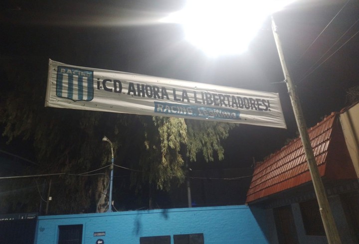 cruce-caliente-en-racing-pasacalles-contra-la-gestion-milito-y-la-reaccion-de-la-dirigencia-1 Cruce caliente en Racing: pasacalles contra la gestión Milito y la reacción de la dirigencia