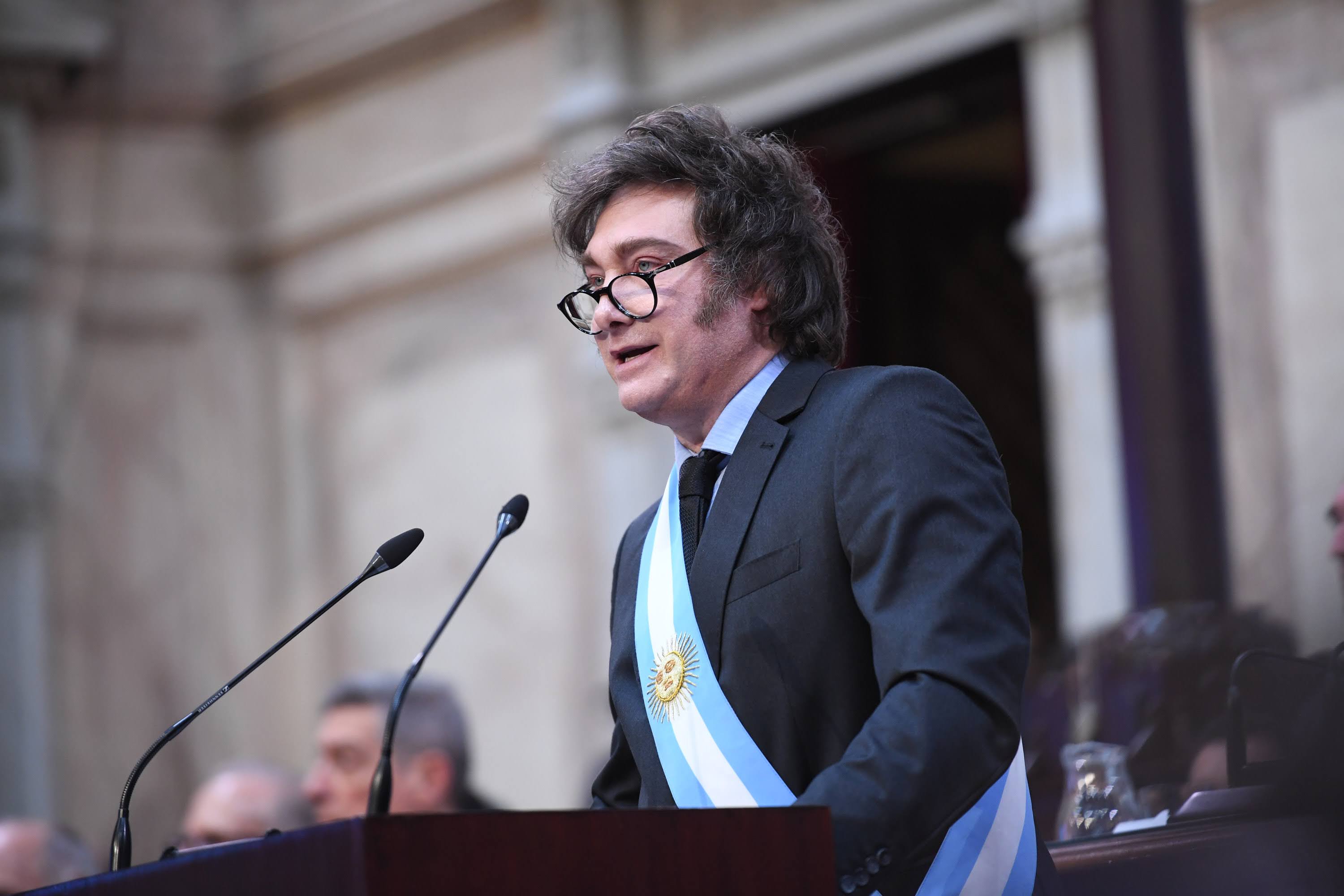 cuales-son-los-cambios-para-los-inmigrantes-en-acceso-a-la-salud-educacion-permanencia-y-deportaciones-1 Cuáles son los cambios para los inmigrantes en acceso a la salud, educación, permanencia y deportaciones