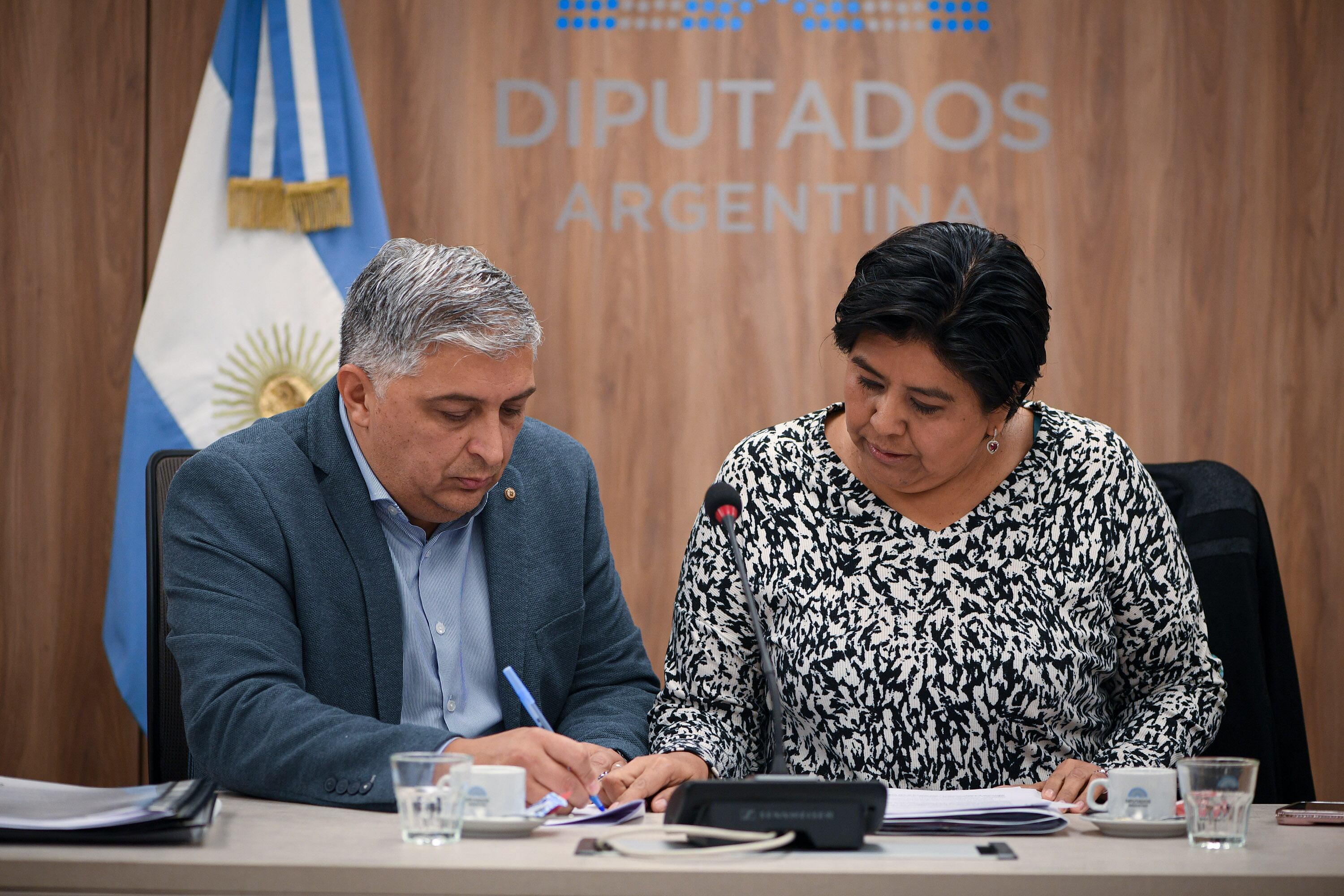 defensora-del-nino-la-bicameral-removio-a-marisa-graham-quien-se-autoprorrogo-el-mandato-en-enero-pasado-1 Defensora del Niño: la bicameral removió a Marisa Graham, quien se autoprorrogó el mandato en enero pasado