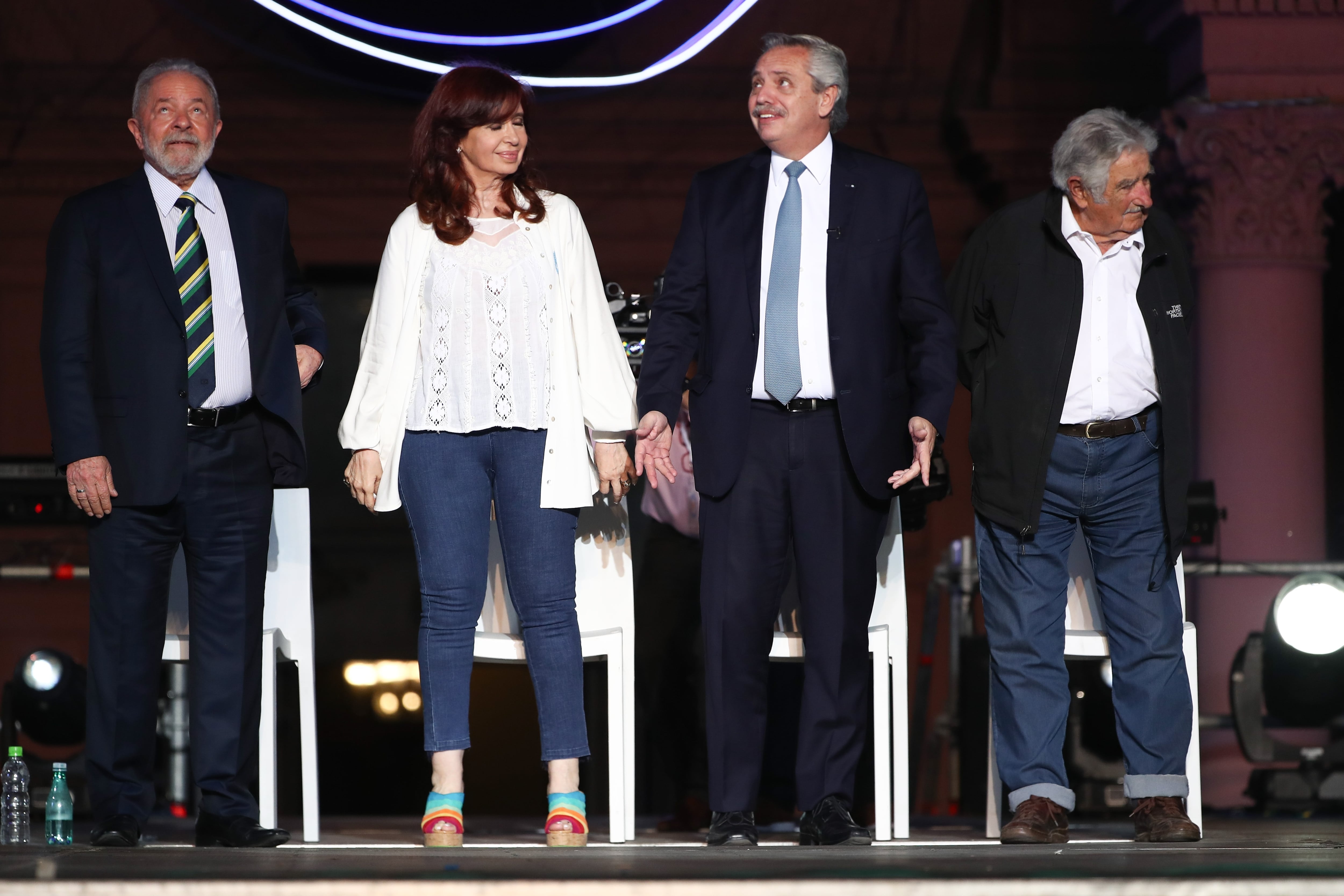 del-acto-con-cfk-y-alberto-fernandez-a-su-paso-por-la-feria-del-libro-las-ultimas-apariciones-publicas-de-pepe-mujica-en-argentina Del acto con CFK y Alberto Fernández a su paso por la Feria del Libro: las últimas apariciones públicas de Pepe Mujica en Argentina