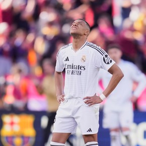 del-no-nos-sentimos-campeones-de-flick-a-la-aclaracion-de-ancelotti-no-hay-que-olvidar-que-nos-faltaban-cinco-defensas-5 Del "no nos sentimos campeones" de Flick a la aclaración de Ancelotti: "No hay que olvidar que nos faltaban cinco defensas"