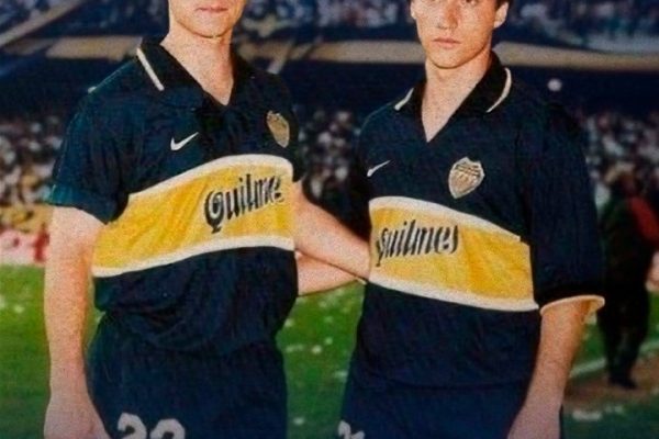 El saludo de cumpleaños de Boca para los Mellizos Barros Schelotto, en la previa de River-Vélez