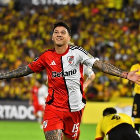 internaron-de-urgencia-a-carlos-enrique-ex-defensor-de-independiente-y-la-seleccion-argentina-3 Internaron de urgencia a Carlos Enrique, ex defensor de Independiente y la Selección Argentina