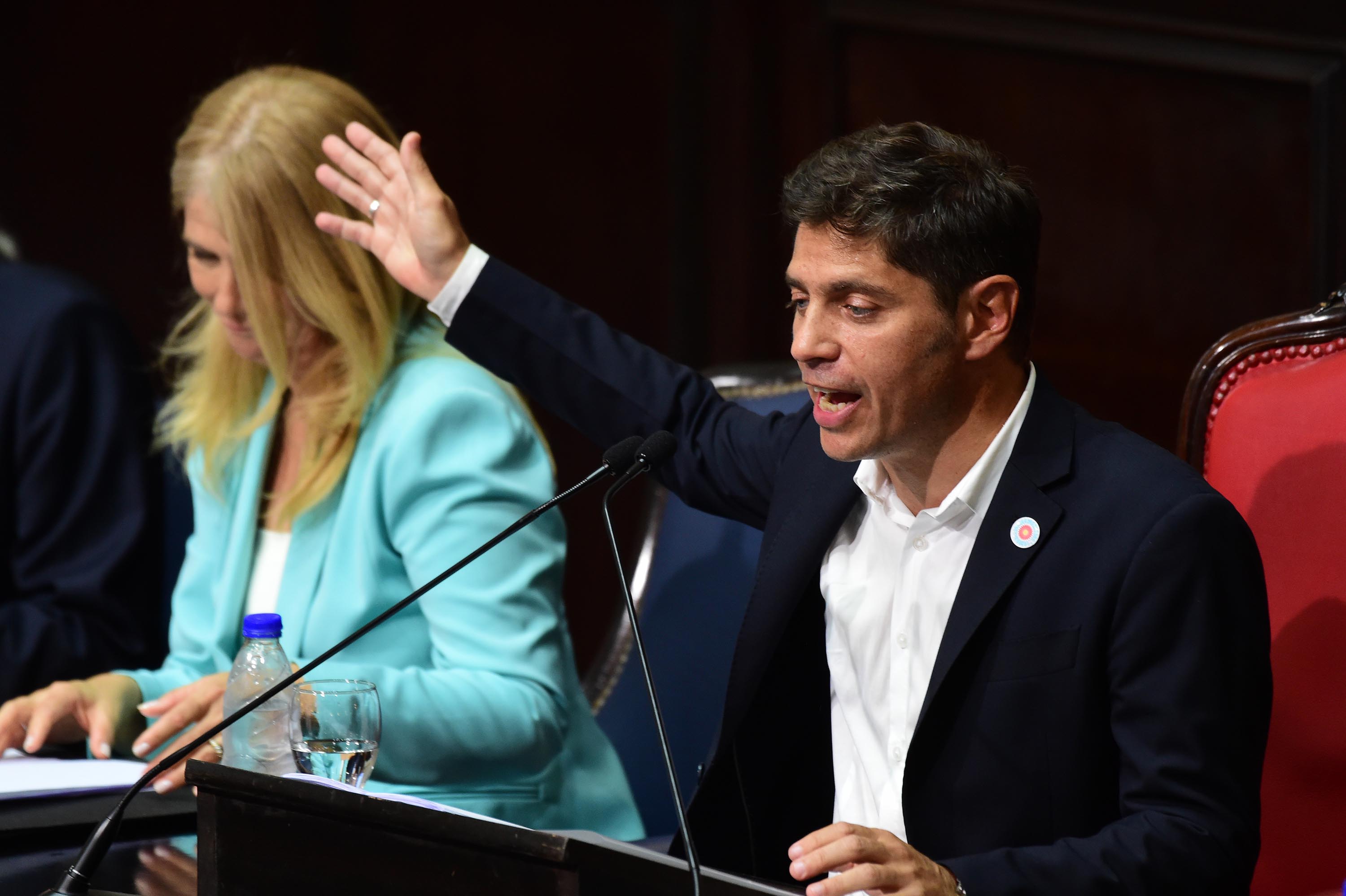 kicillof-pidio-endeudarse-por-hasta-usd-1-045-millones-y-se-pospuso-el-debate-de-un-proyecto-que-tensionaba-al-pj Kicillof pidió endeudarse por hasta USD 1.045 millones y se pospuso el debate de un proyecto que tensionaba al PJ