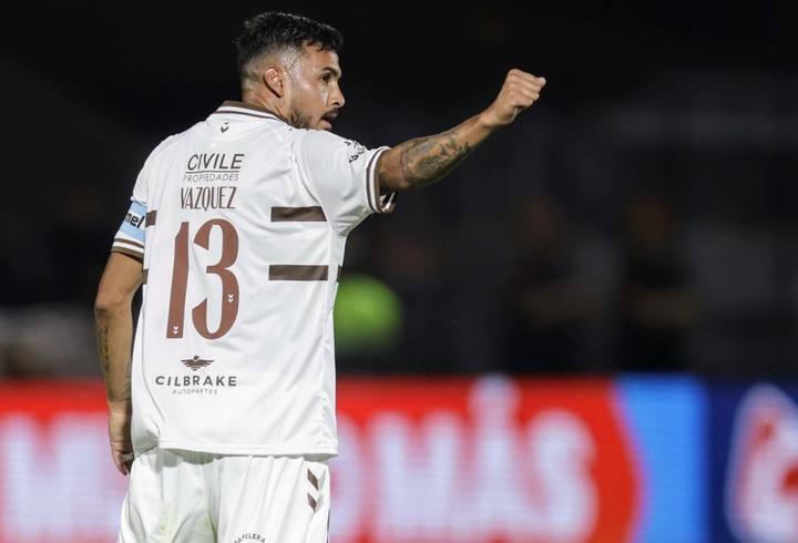 la-particular-definicion-de-nacho-vazquez-del-platense-finalista-un-equipo-rompehuevos-1 La particular definición de Nacho Vázquez del Platense finalista: "Un equipo rompehuevos"