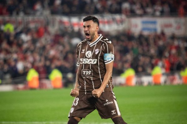 La particular definición de Nacho Vázquez del Platense finalista: «Un equipo rompehuevos»