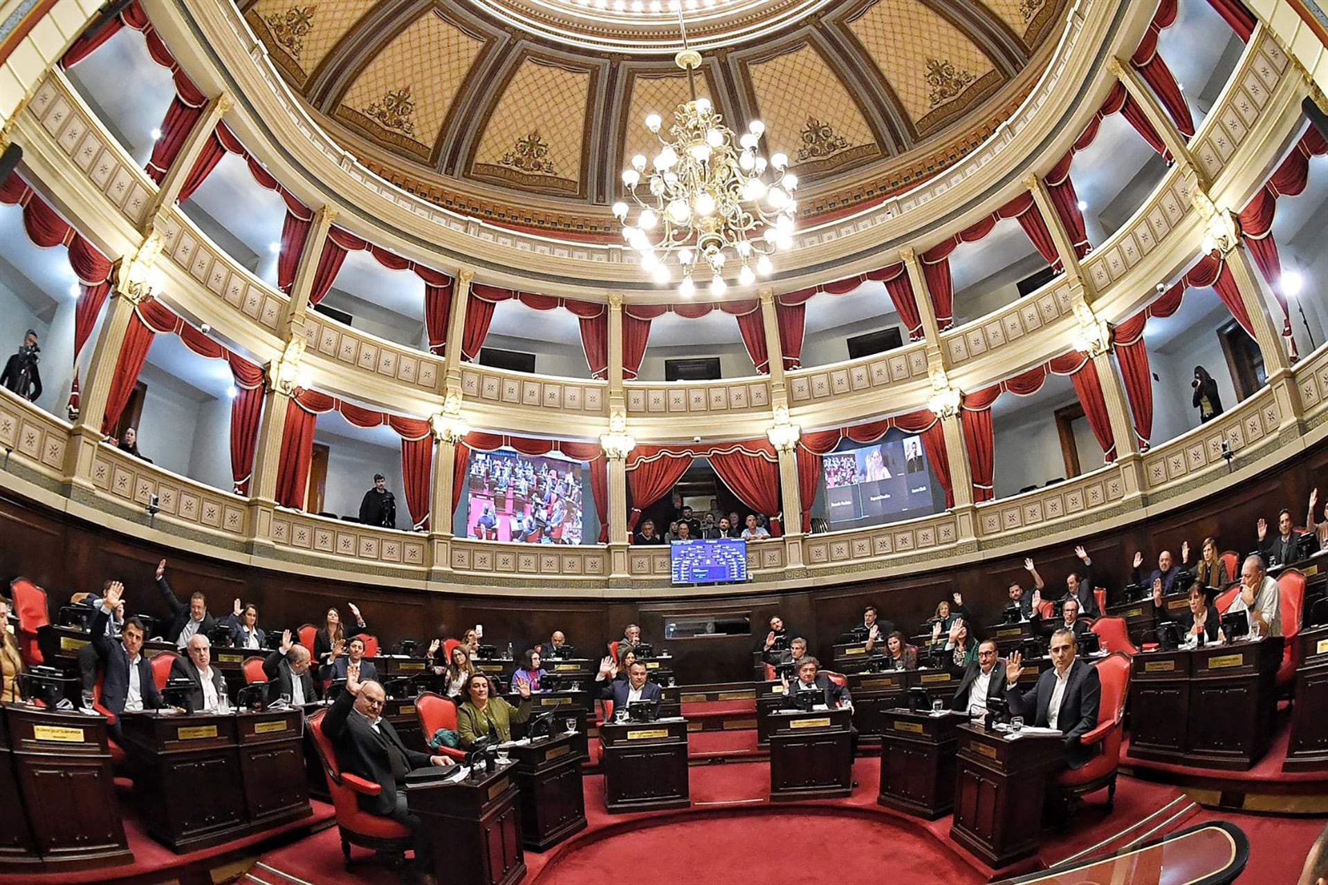 magario-convoco-a-una-nueva-sesion-en-el-senado-bonaerense-y-el-kirchnerismo-buscara-la-reeleccion-indefinida-de-legisladores-1 Magario convocó a una nueva sesión en el Senado bonaerense y el kirchnerismo buscará la reelección indefinida de legisladores