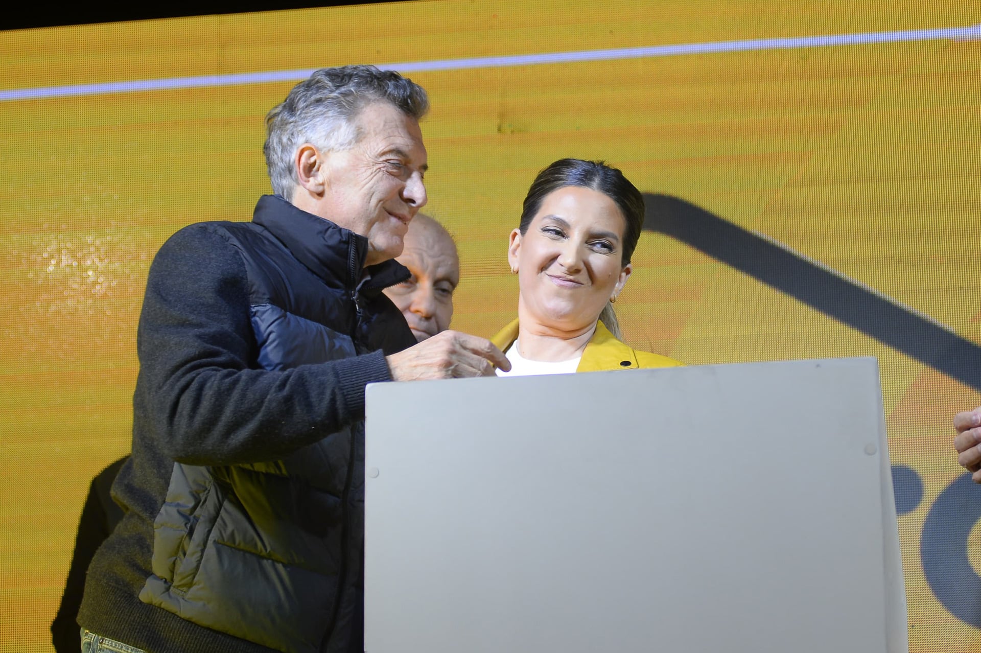 mauricio-macri-se-fue-a-europa-en-un-avion-privado-despues-de-la-derrota-del-pro-en-las-elecciones-portenas-2 Mauricio Macri se fue a Europa en un avión privado después de la derrota del PRO en las elecciones porteñas