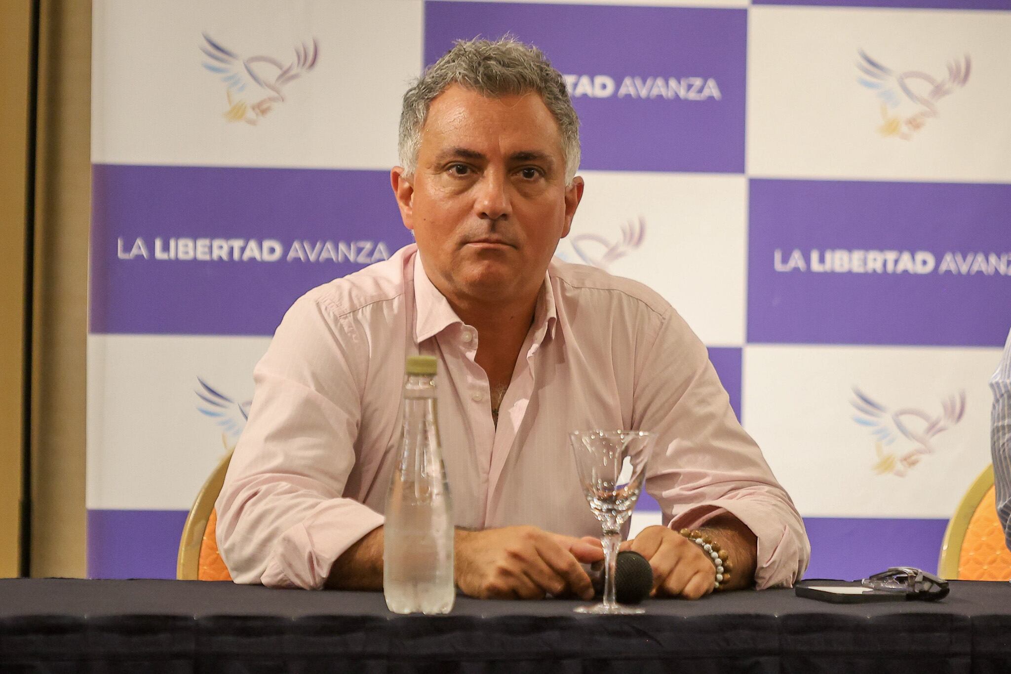 mauricio-macri-toma-distancia-de-la-discusion-bonaerense-del-pro-con-la-libertad-avanza-y-avanzan-las-negociaciones-2 Mauricio Macri toma distancia de la discusión bonaerense del PRO con La Libertad Avanza y avanzan las negociaciones