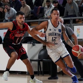 obras-lo-gano-en-la-ultima-pelota-barrio-a-atenas-y-se-metio-en-cuartos-de-final-de-la-liga-nacional-1 Obras lo ganó en la última pelota, barrió a Atenas y se metió en cuartos de final de la Liga Nacional