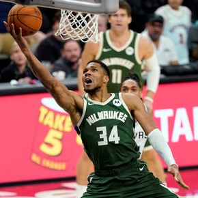 playoffs-nba-minnesota-y-new-york-a-un-partido-de-ser-finalistas-de-conferencia-10 Playoffs NBA: Minnesota y New York, a un partido de ser finalistas de conferencia
