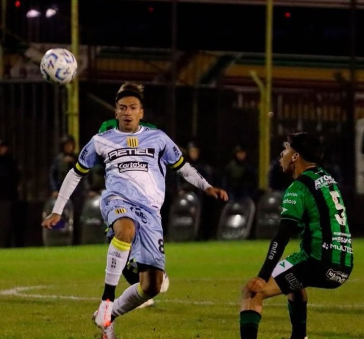 poco-agite-en-el-oeste-almirante-y-chicago-empataron-sin-goles-en-el-clasico-1 Poco agite en el Oeste: Almirante y Chicago empataron sin goles en el clásico