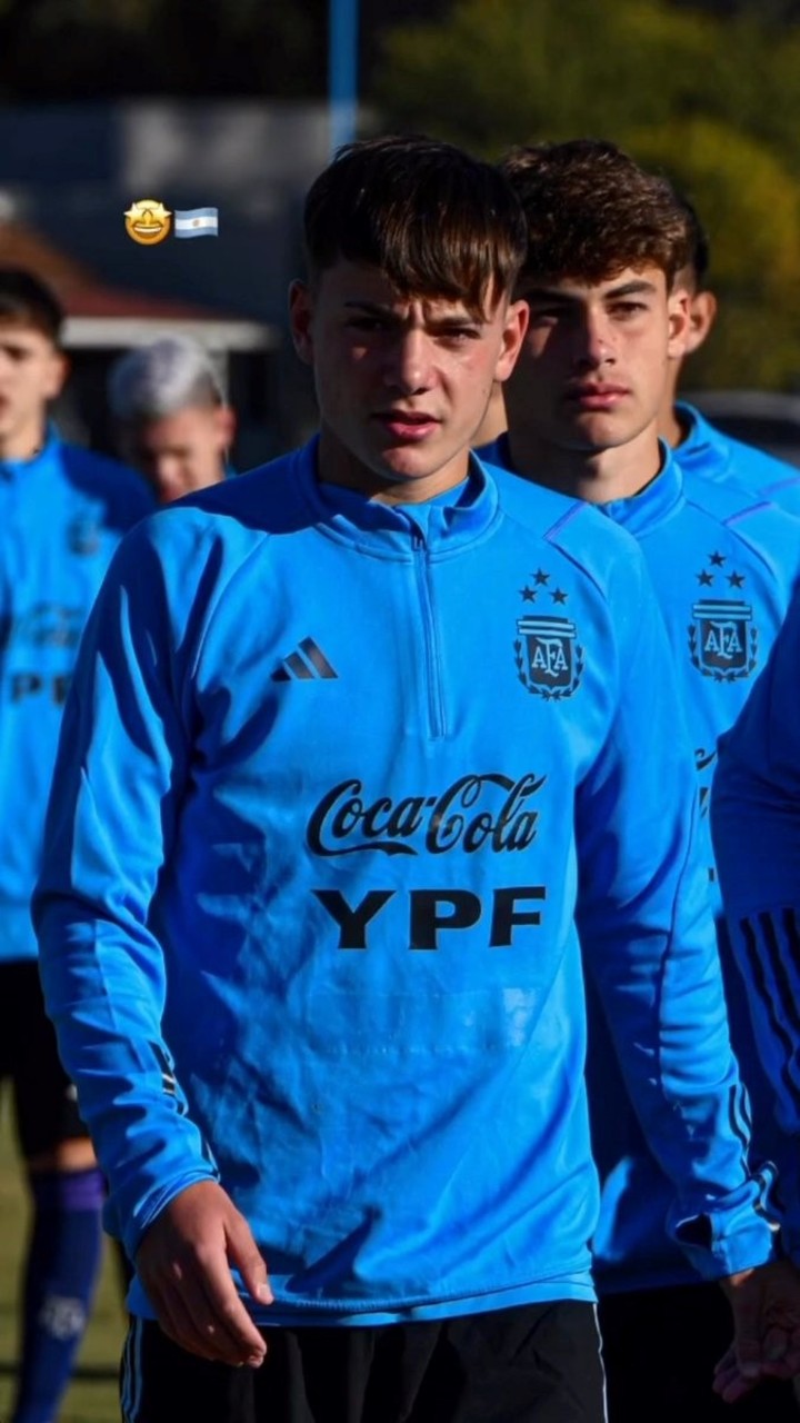 river-blindo-a-otra-joyita-de-17-anos-quien-es-santino-giletti-1 River blindó a otra joyita de 17 años: quién es Santino Giletti