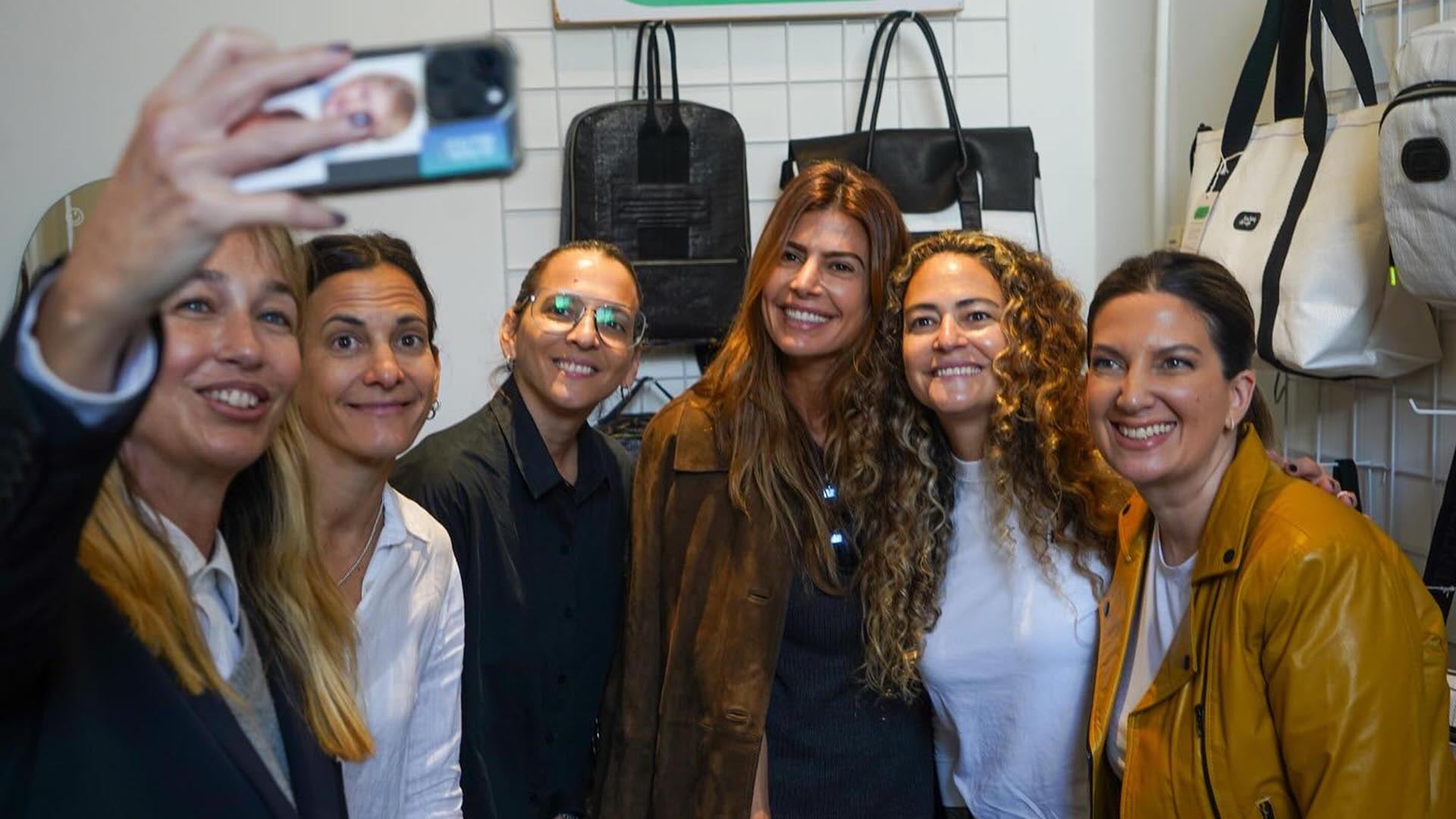 silvia-lospennato-cierra-su-campana-para-las-elecciones-portenas-acompanada-por-mauricio-macri-en-villa-pueyrredon-1 Silvia Lospennato cierra su campaña para las elecciones porteñas acompañada por Mauricio Macri en Villa Pueyrredón