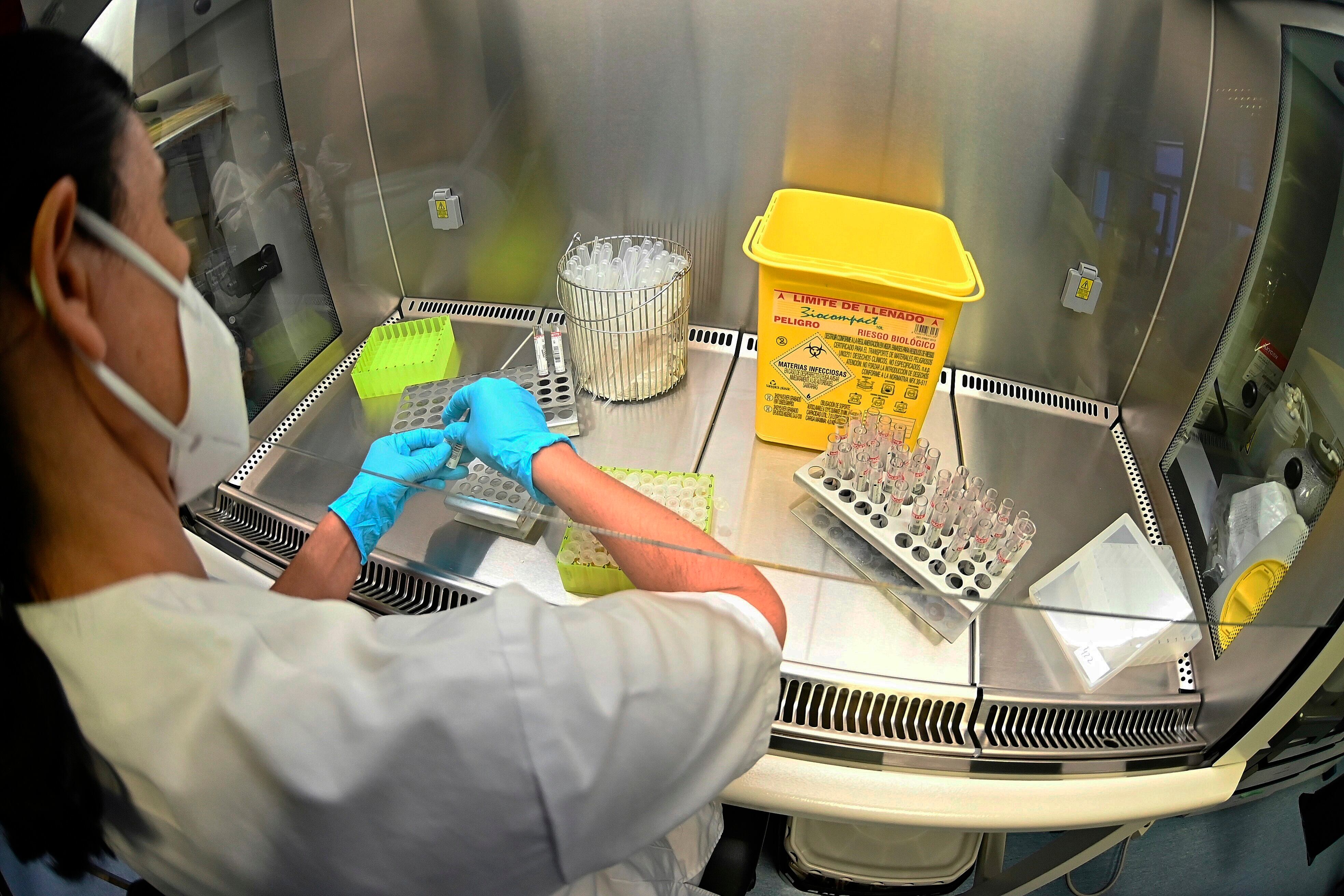 suspendieron-la-elaboracion-de-medicamentos-de-un-laboratorio-y-ordenaron-el-retiro-del-mercado-de-sus-productos-tras-un-brote-bacteriano Suspendieron la elaboración de medicamentos de un laboratorio y ordenaron el retiro del mercado de sus productos tras un brote bacteriano