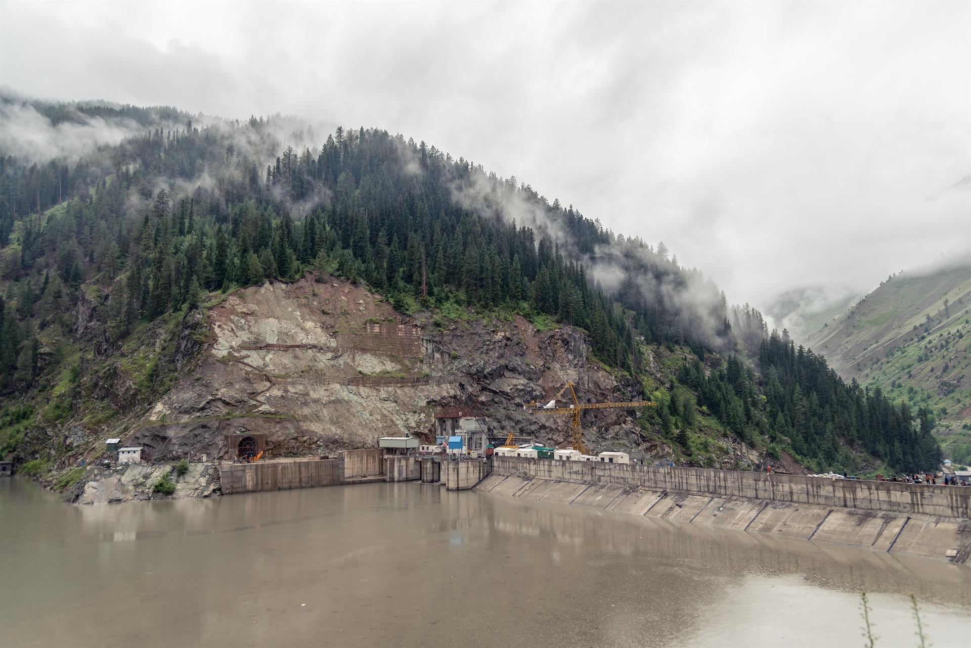 tension-en-cachemira-india-redujo-el-caudal-de-agua-hacia-pakistan-en-la-presa-de-baglihar-1 Tensión en Cachemira: India redujo el caudal de agua hacia Pakistán en la presa de Baglihar