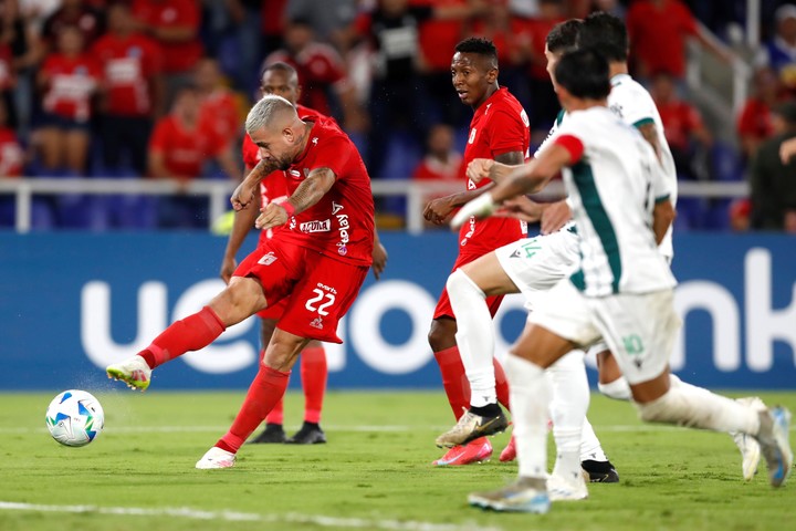 video-el-insolito-blooper-por-el-cual-el-america-de-juanfer-quintero-casi-se-queda-afuera-de-la-sudamericana-1 Video: el insólito blooper por el cual el América de Juanfer Quintero casi se queda afuera de la Sudamericana