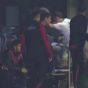video-el-primer-gol-de-vecchio-en-el-ascenso-para-el-triunfo-de-defensores-de-belgrano-1 Video: el primer gol de Vecchio en el Ascenso para el triunfo de Defensores de Belgrano
