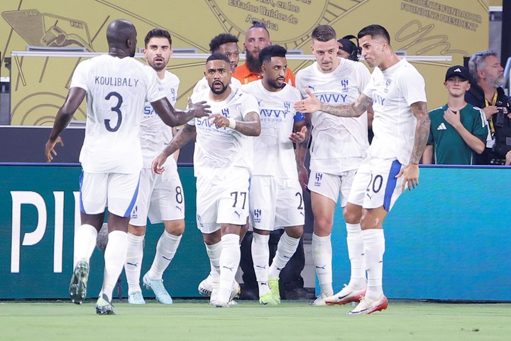 al-hilal-derroto-a-pachuca-e-hizo-historia-enfrentara-a-manchester-city-en-octavos-3 Al Hilal derrotó a Pachuca e hizo historia: enfrentará a Manchester City en octavos