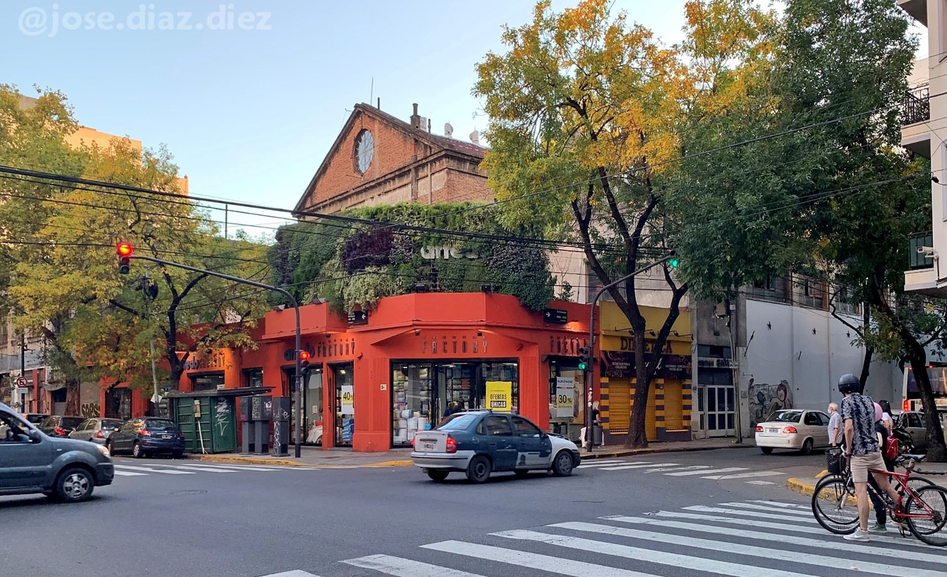 asi-eran-en-el-siglo-pasado-asi-son-en-la-actualidad-la-transformacion-de-veinte-sitios-emblematicos-de-la-ciudad-de-buenos-aires-12 Así eran en el siglo pasado, así son en la actualidad: la transformación de veinte sitios emblemáticos de la ciudad de Buenos Aires