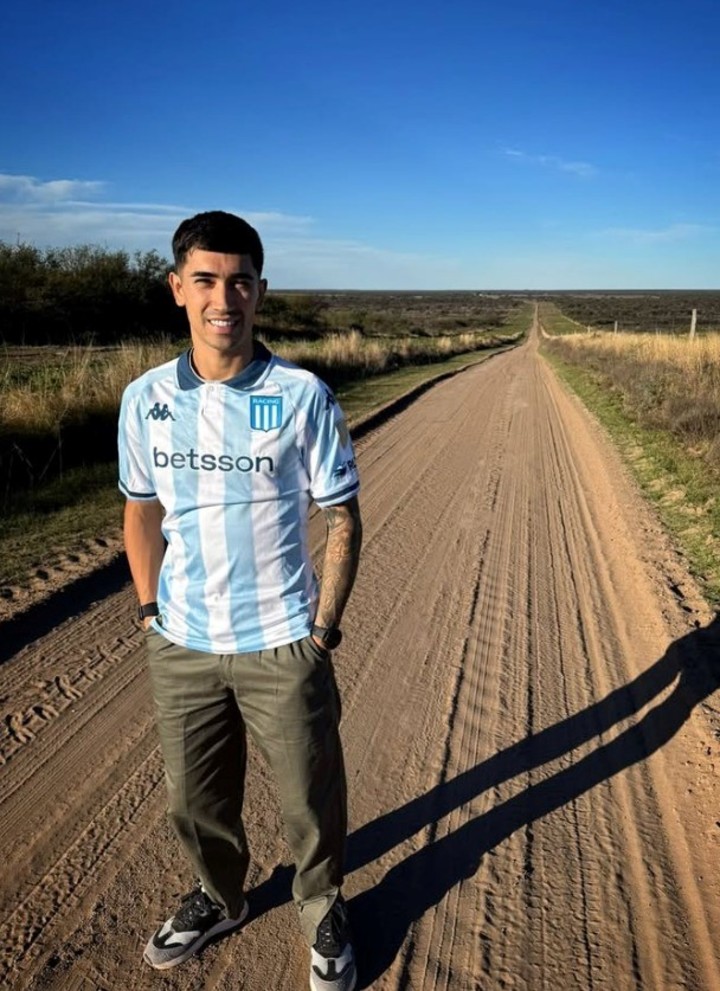 efecto-costas-el-detalle-en-comun-que-compartieron-varios-jugadores-de-racing-en-sus-vacaciones-7 Efecto Costas: el detalle en común que compartieron varios jugadores de Racing en sus vacaciones