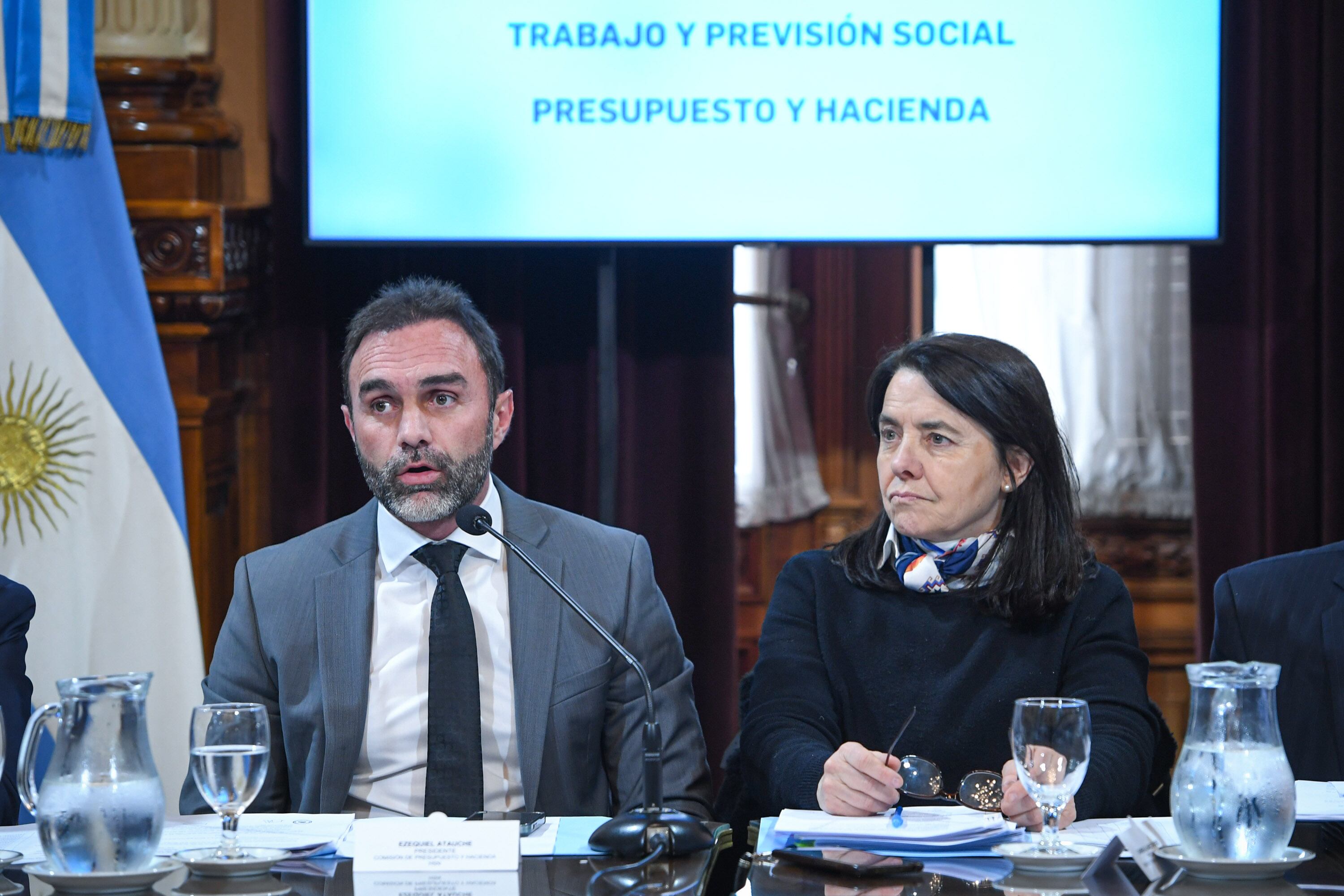 el-gobierno-aun-duda-sobre-los-tiempos-de-una-agenda-compleja-en-el-senado-y-aguarda-una-jugada-opositora-2 El Gobierno aún duda sobre los tiempos de una agenda compleja en el Senado y aguarda una jugada opositora