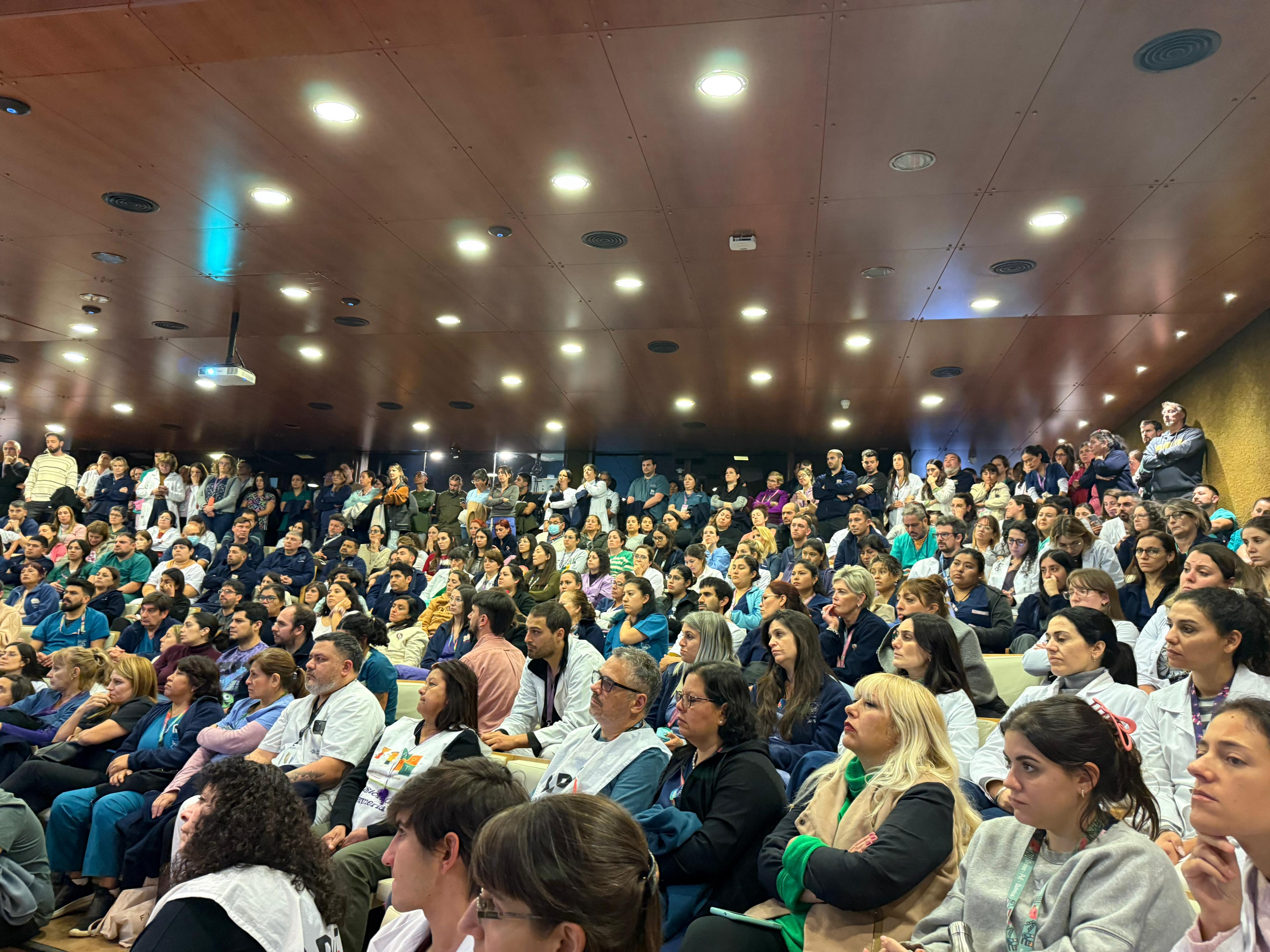 el-gobierno-convoco-a-los-empleados-administrativos-del-garrahan-para-negociar-salarios-1 El gobierno convocó a los empleados administrativos del Garrahan para negociar salarios