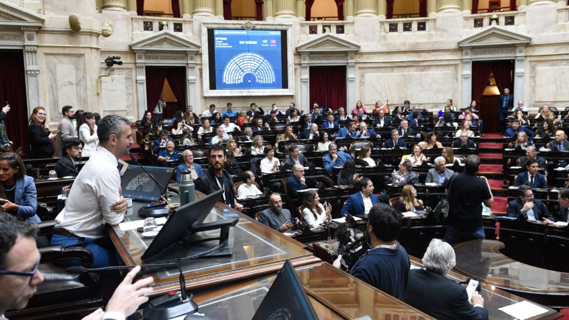 el-gobierno-ratifico-que-vetara-los-aumentos-jubilatorios-que-impulsan-el-kirchnerismo-pichetto-y-la-izquierda-2 El Gobierno ratificó que vetará los aumentos jubilatorios que impulsan el kirchnerismo, Pichetto y la Izquierda
