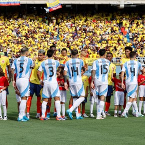 el-posteo-del-chiqui-tapia-gambeteandolo-a-messi-listos-para-cerrar-la-doble-fecha-fifa-4 El posteo del Chiqui Tapia, gambeteándolo a Messi: "Listos para cerrar la doble fecha FIFA"