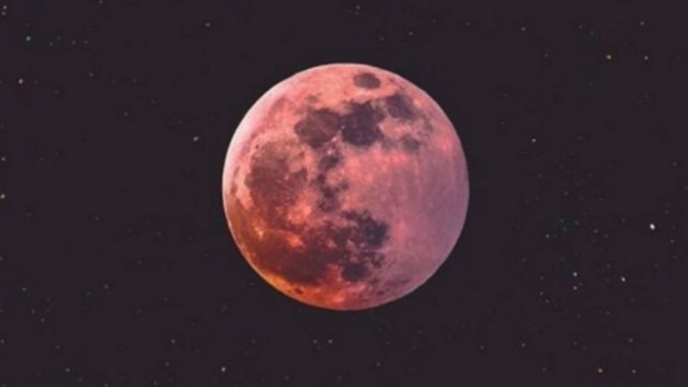Esta noche mirá al cielo: llega la Luna de Fresa