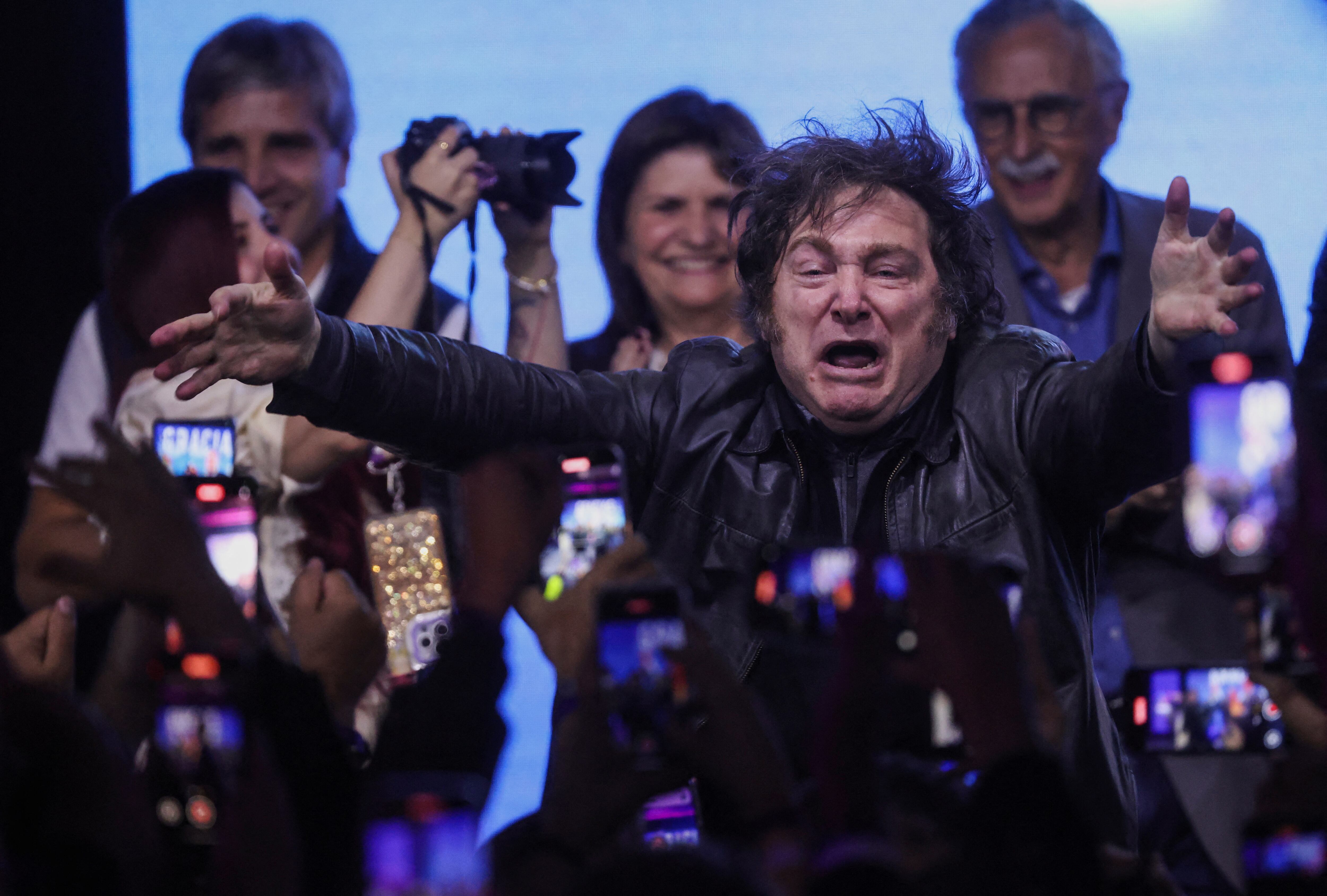ficha-defensiva-de-cfk-y-desafio-de-milei-en-buenos-aires-una-sola-eleccion-pero-que-expone-ocho-peleas-1 Ficha defensiva de CFK y desafío de Milei en Buenos Aires: una sola elección, pero que expone ocho peleas